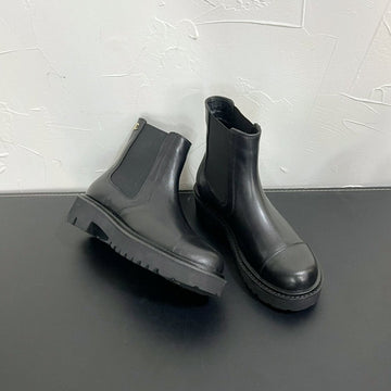 CC Chelsea Ankle Boots In Black Cowhide 949682