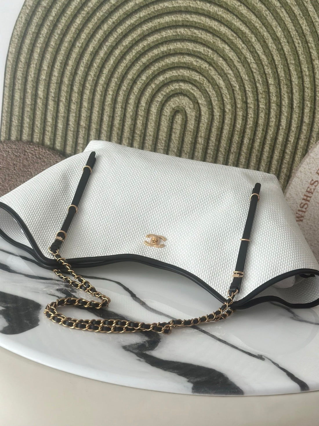 CC Maxi Hobo Bag 43CM White Straw Leather