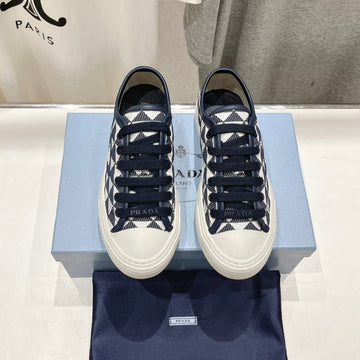 Pra Printed Cotton Sneakers White And Black Triangle Canvas