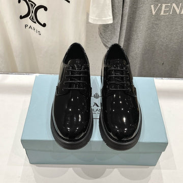 Pra Brushed Leather Loafers Glossy Black