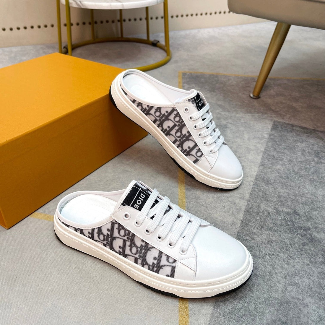 CD Retro Mule White And Black Calfskin