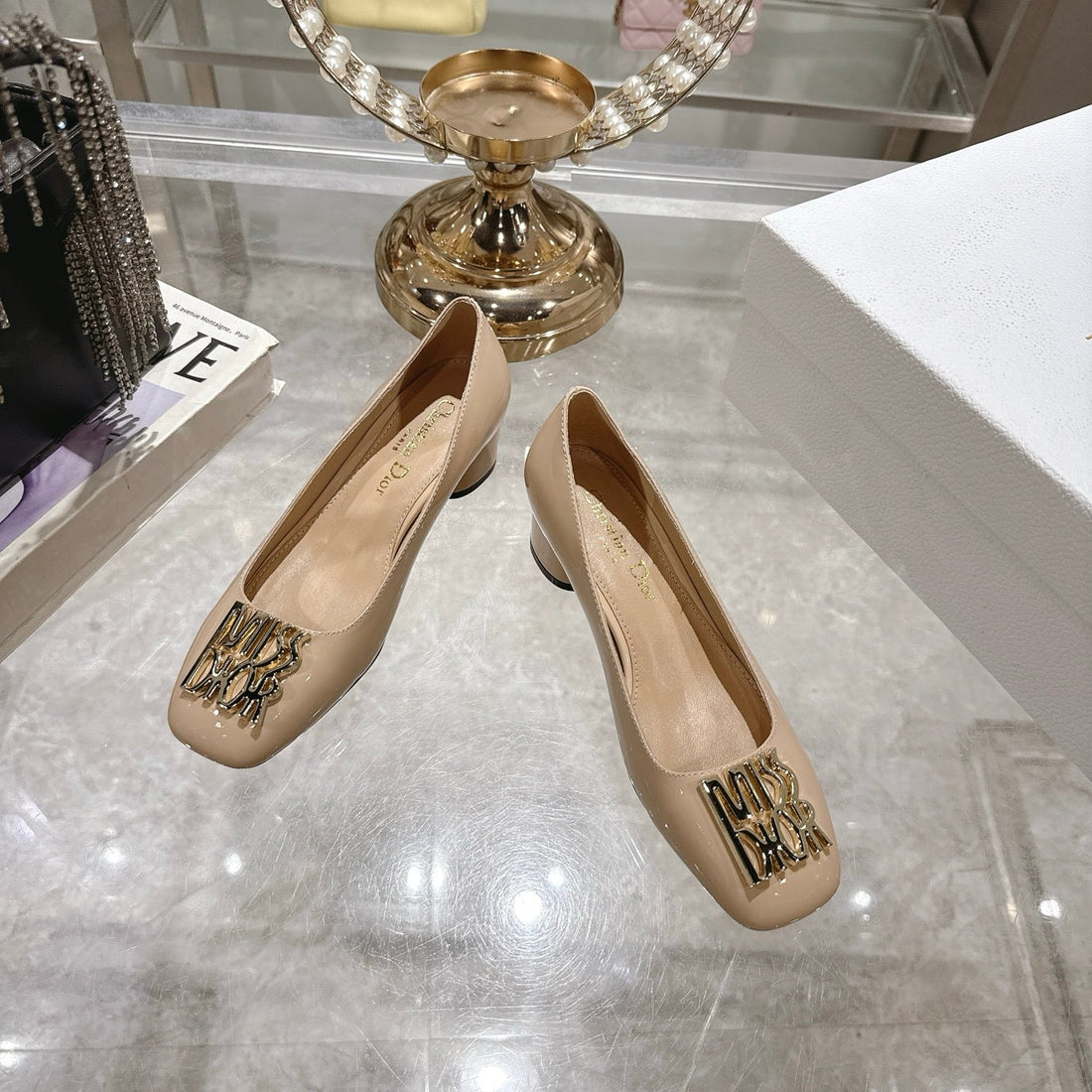 CD 25 Pump Heel Height 3CM Cream Patent Leather 393412