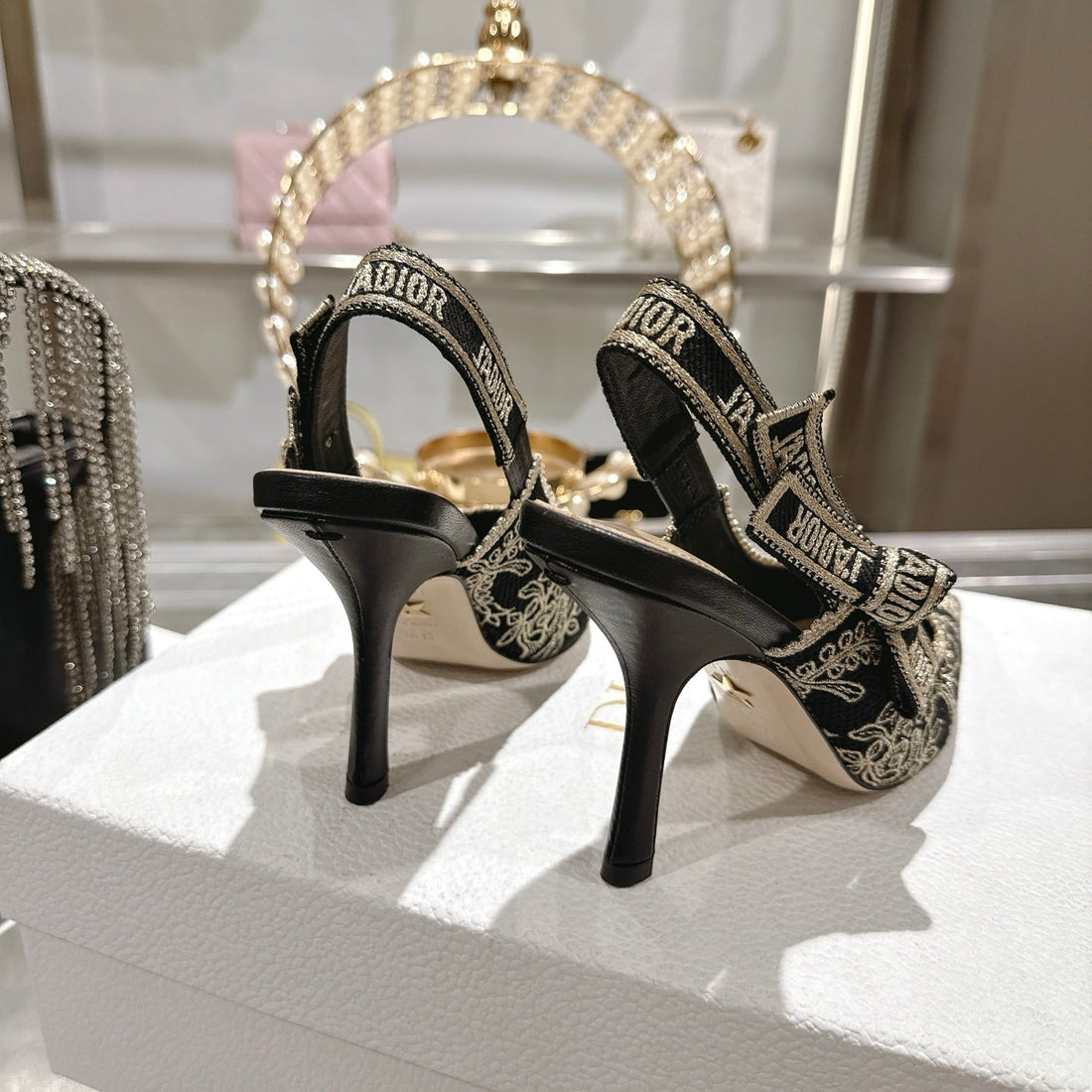 CD 26 Slingback Metallic Floral Embroidery 85MM Black Gold Tweed 592233