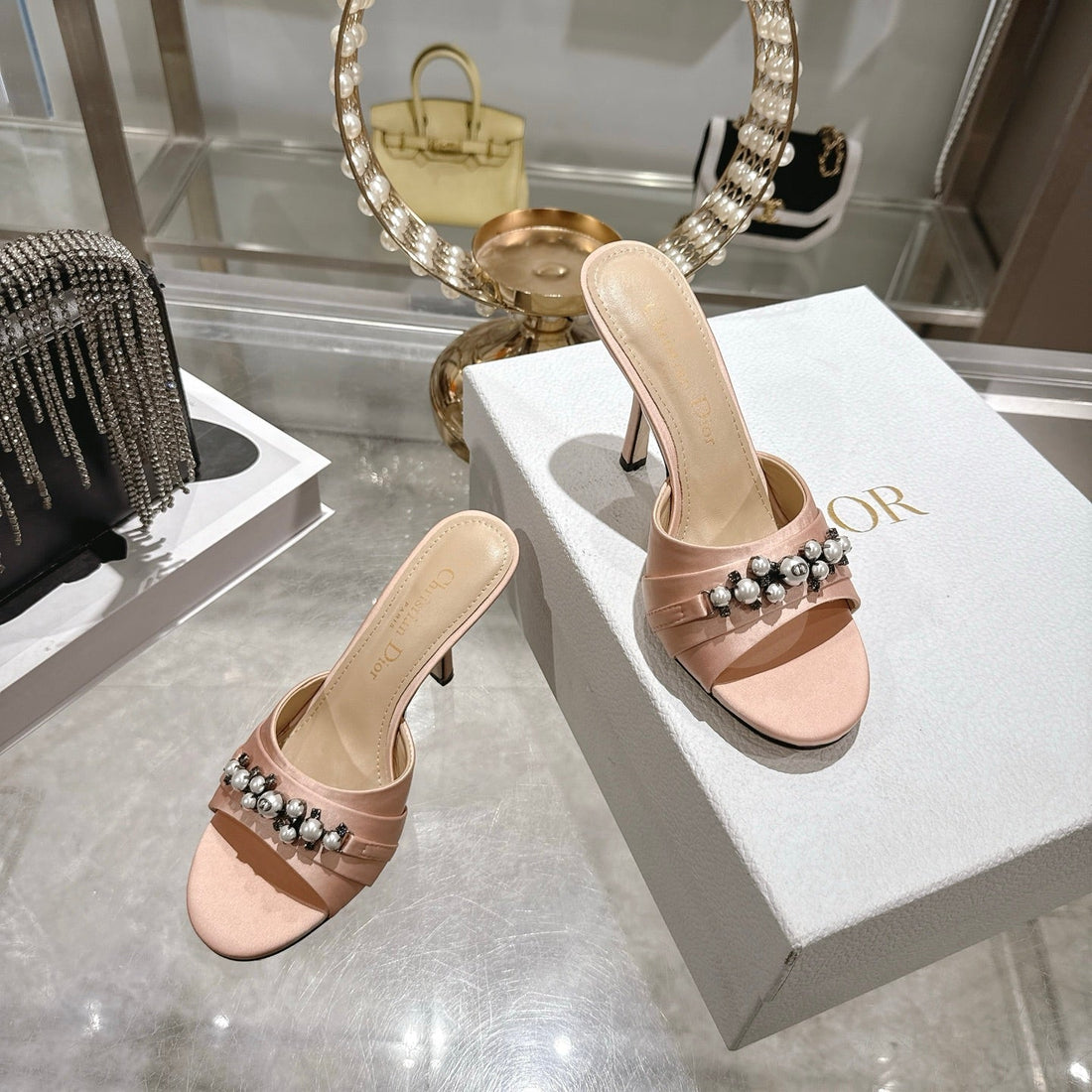 CC 26 High-Heeled Mules 85MM Pearl Light Pink Leather 592248