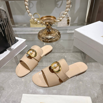 CD 26 Chunky Heel Sandals Beige Patent Leather 592276