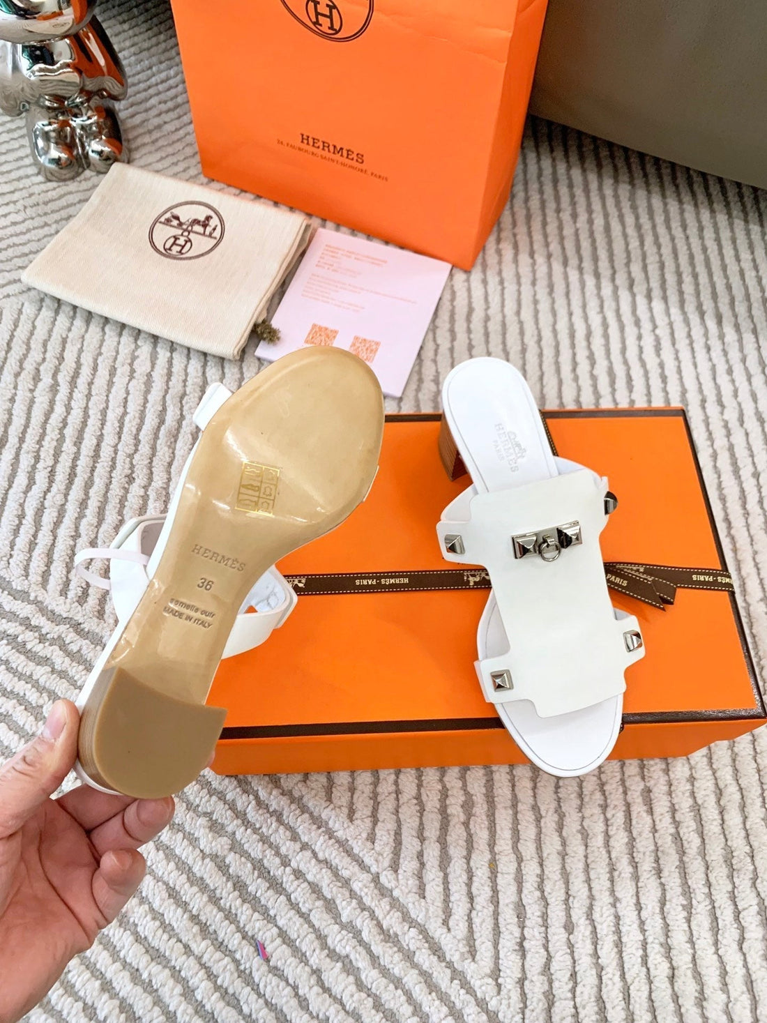 Hm Invincible 50 Sandal White Lambskin 963262