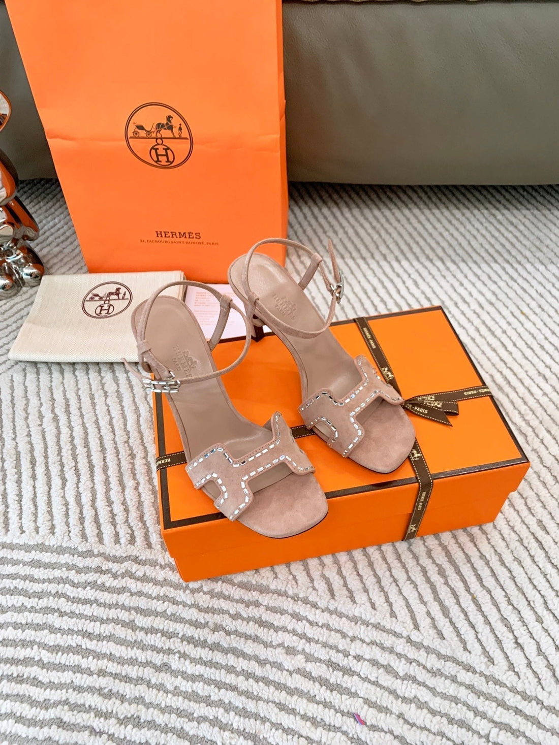Hm Heden Sandal 85MM Pink Beige With Rhinestones Suede 963267