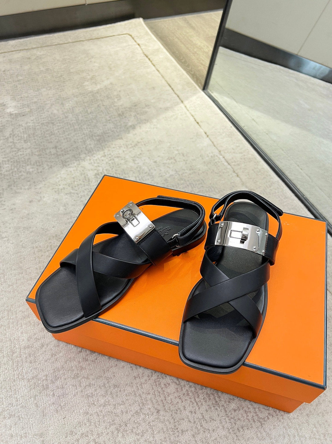 Ines Sandal Black Calfskin