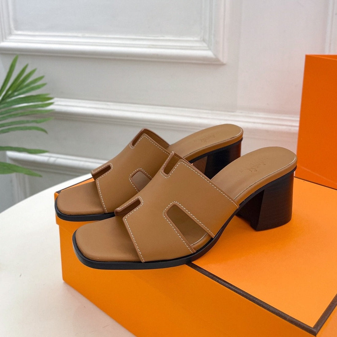 Helia 60 Sandal Brown