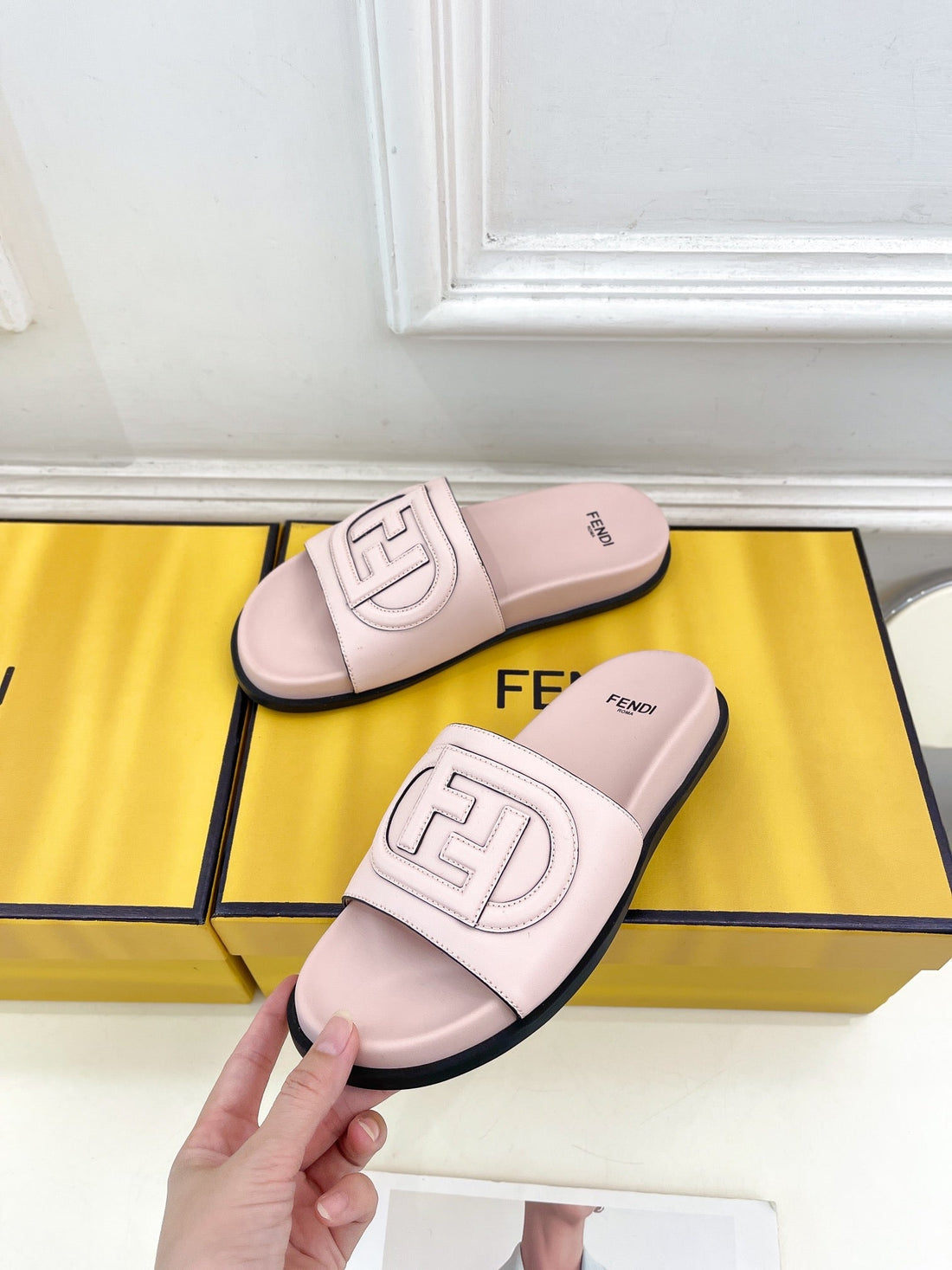 Fendi Logo Slides In Light Pink Calfskin