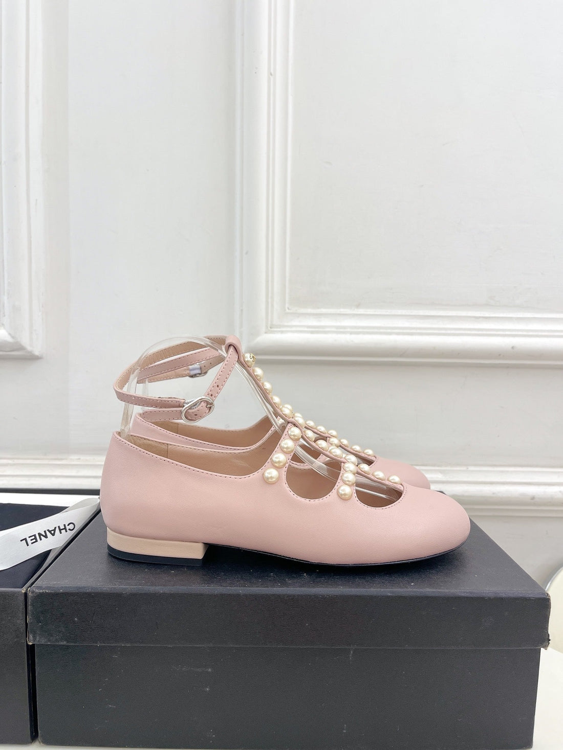 CC Mary Jane 10MM In Light Pink With Small Pearls Lambskin 948760