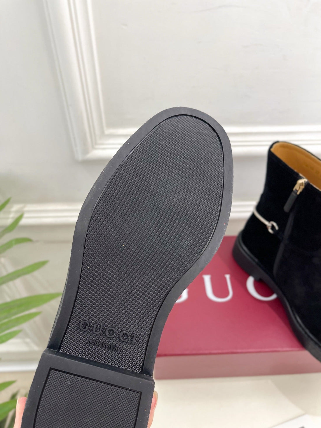 Gucci 25𝐬𝐬 Horsebit Ankle Boots Black Suede 435374