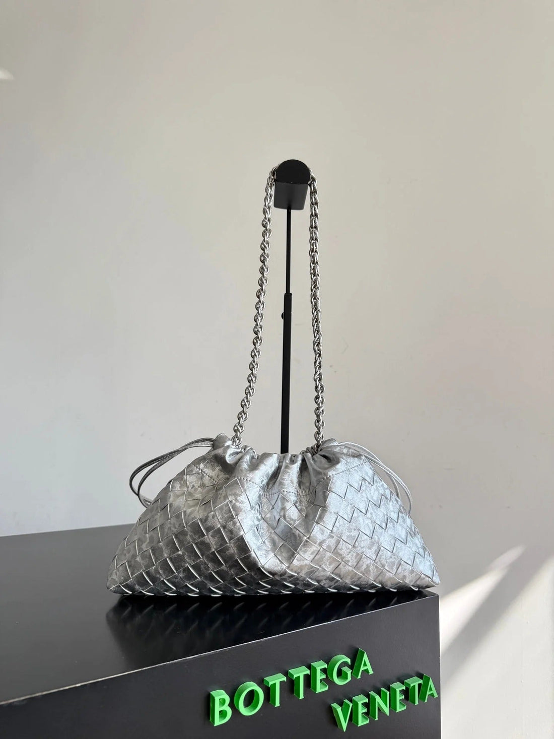 Bottega Veneta 2026 Dustbag 33CM Silver Intrecciato Lamina Satin Leather