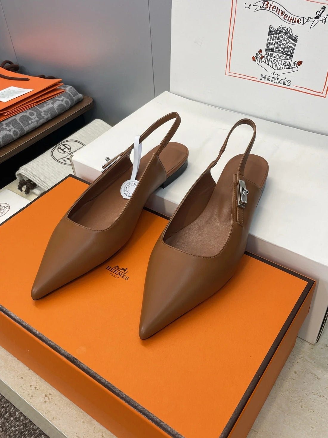 Hm 26SS Slingback Flat Brown Calfskin 607275