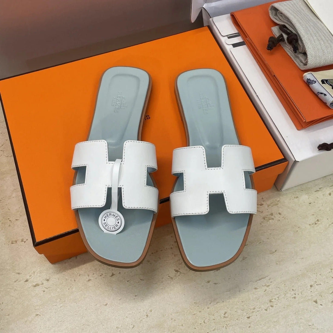 Hm 26SS Oran Sandals Baby Blue White Calfskin 607224