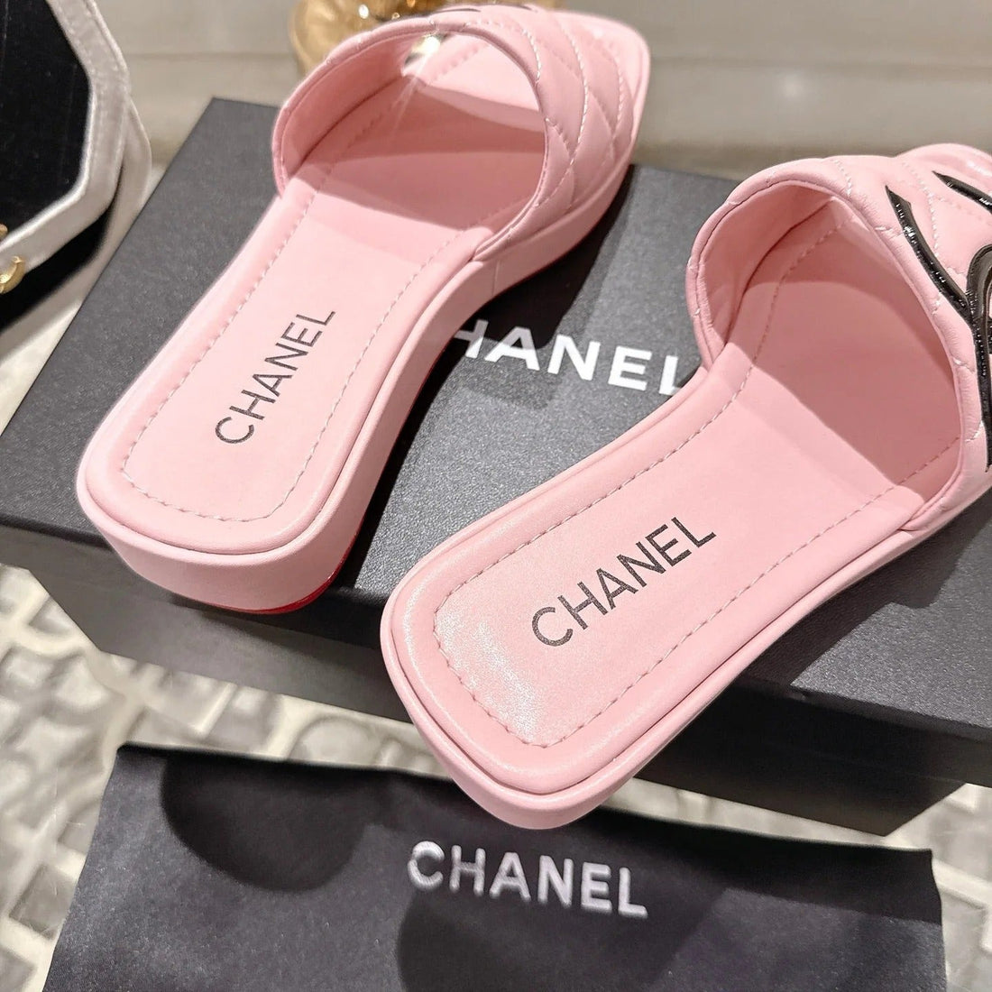 CC 26S Platform Slippers Pink Black Sheepskin 627071