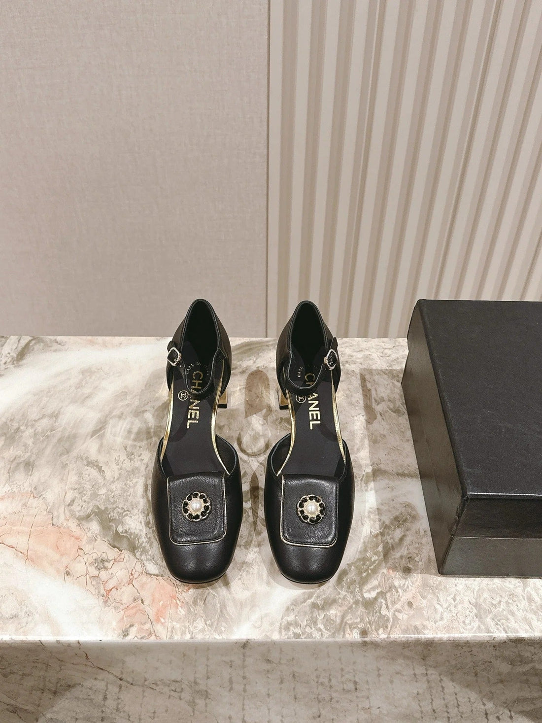 CC 26S Mary Jane Sandals 65 Black Sheepskin 658474