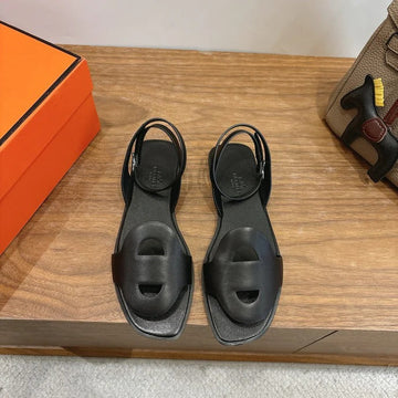Hm 26SS Flat Sandal Black Calfskin 638412