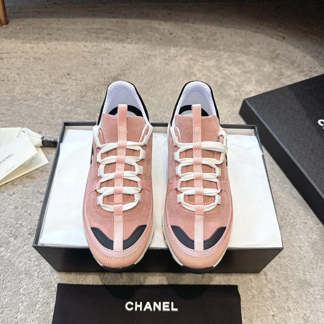 CC 26S Sneaker Light Peach Suede 647436