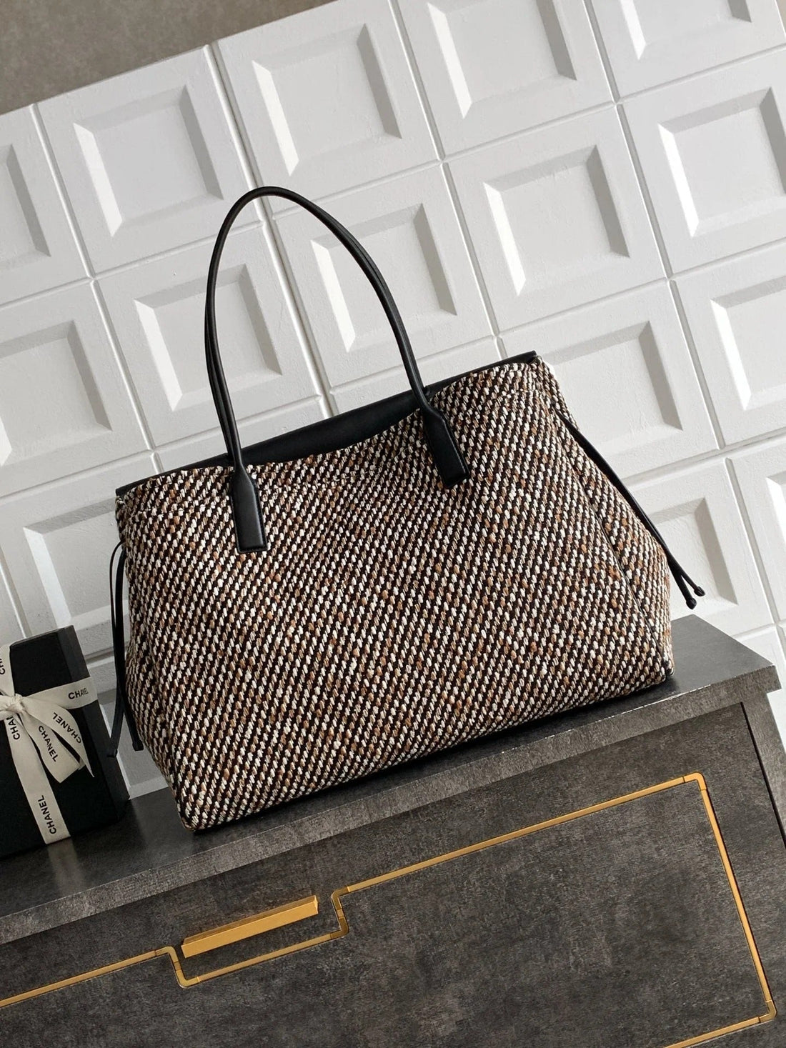 CC 2026 Large Shopping Bag 43CM Black Tweed Calfskin 363309