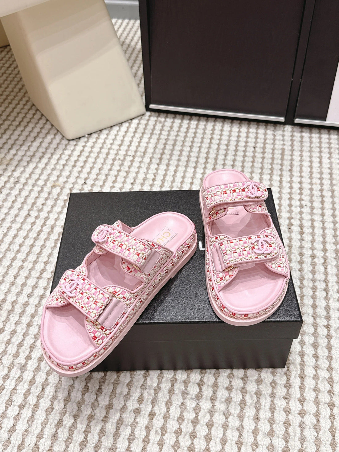 CC 26S Sandals Light Pink Leather Raffia 632393