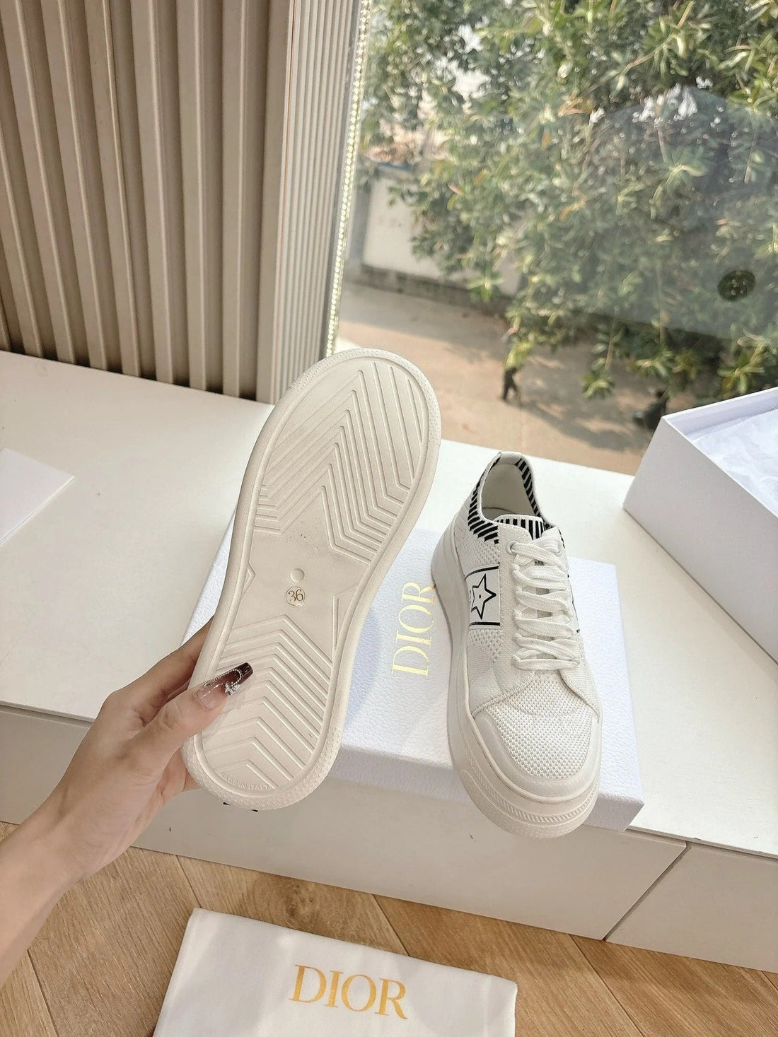 CD 26S Sneaker 45 White Canvas Cowhide 648334