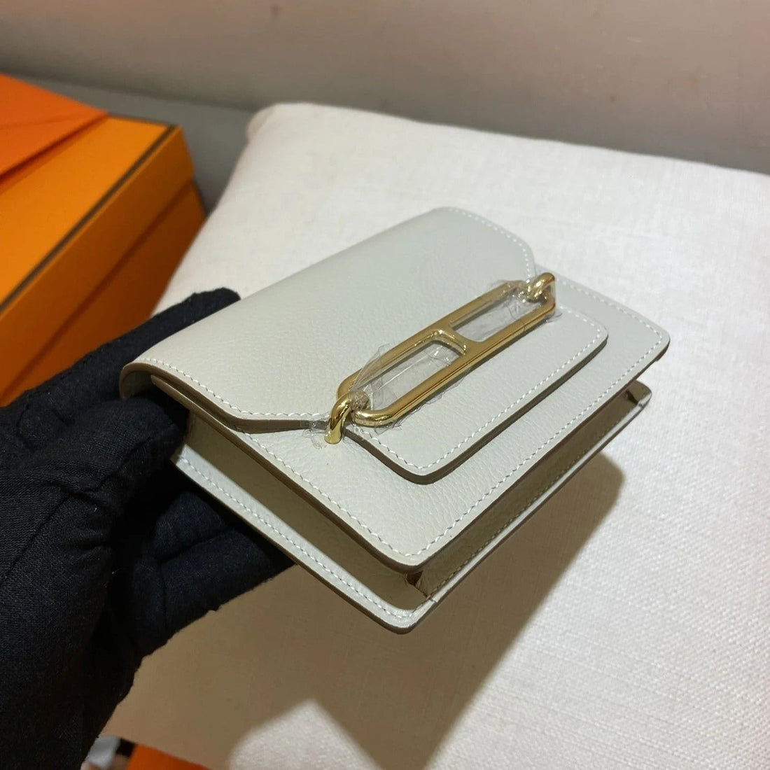 HM Roulisslim Wallet 12.7 White Calfskin Ghw
