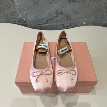 Ballet Flat Shoes Light Pink Color Glossy Sheepskin