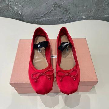 Ballet Flat Shoes Crimson Color Glossy Sheepskin