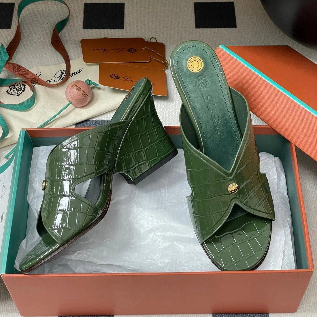 High Heels 80 Mm In Moss Green Calfskin Snake Embossing