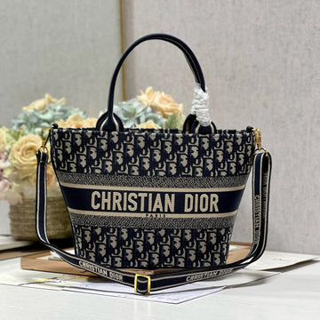 CD New Basket Bag Blue Oblique Embroidery
