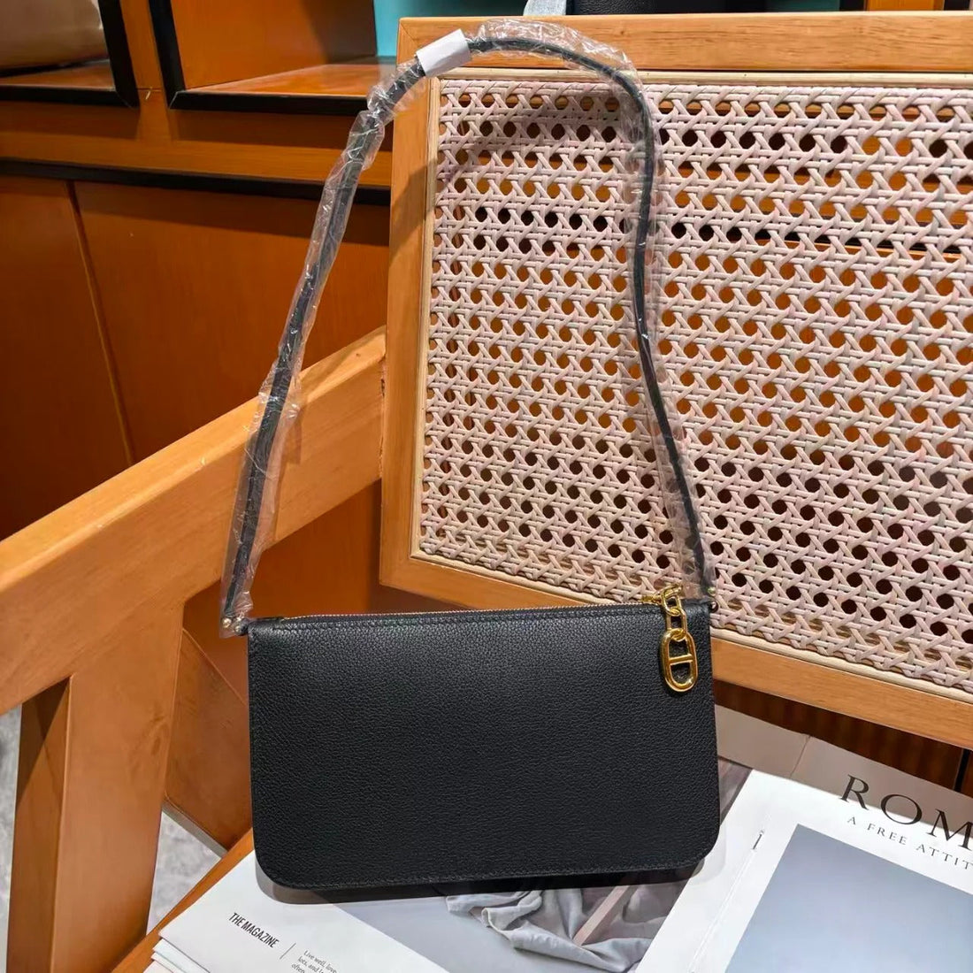 Hermès 2025 Zipengo Chaine D'ancre To Go Pouch Black Evergrain Calfskin