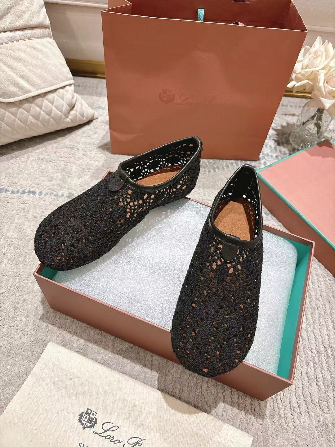 Flat Shoes 25 In Black Mesh Fabric