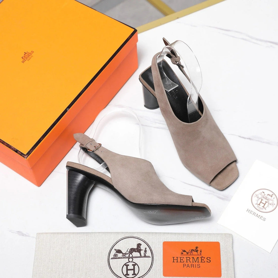 Hm 26SS Peep-Toe Sandals 80 Taupe Suede 601241