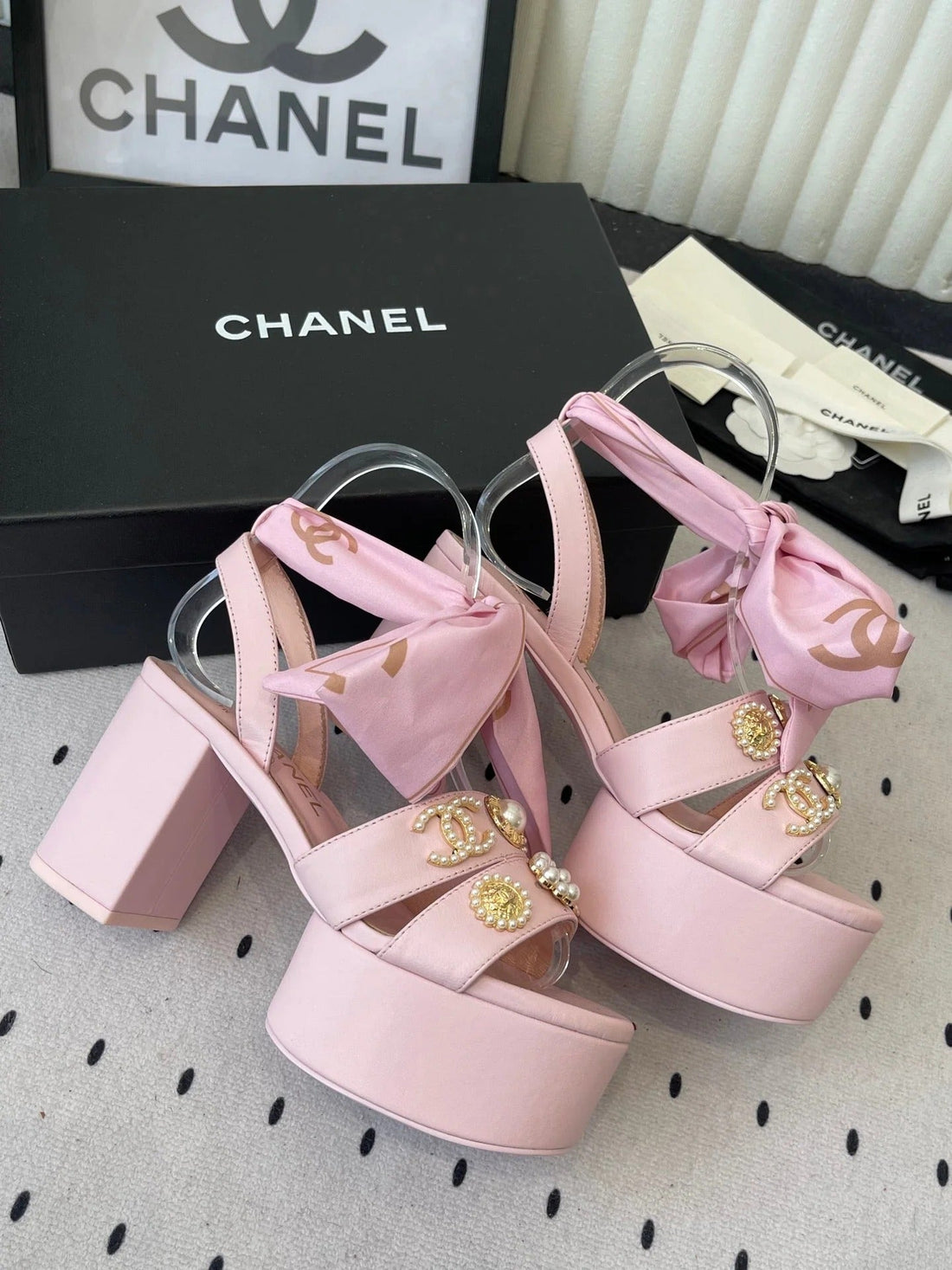 CC 26S Platform Sandals 75 Pink Sheepskin Mixed Gold Charm 650090