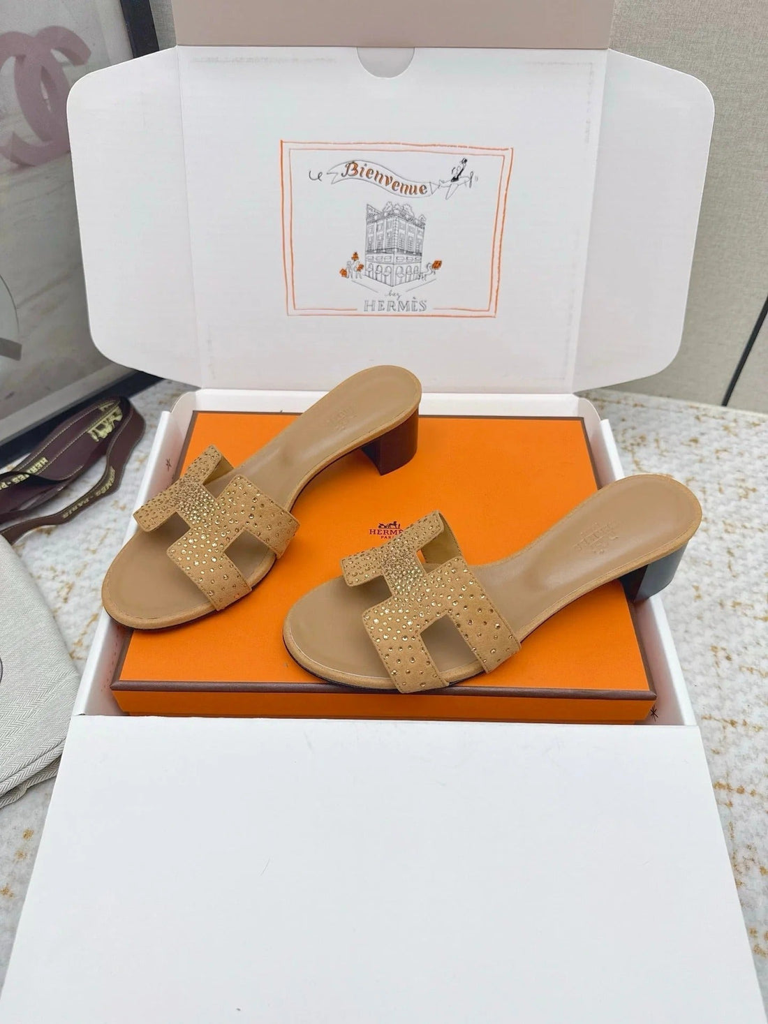 Hm 26SS Oran Sandals 50 Light Caramel Beige Crystal Suede Cowhide 625257