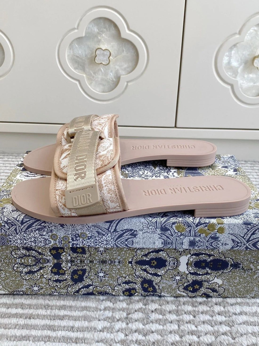CD 26S Flat Slippers Nude Pink Canvas Rubber 648132