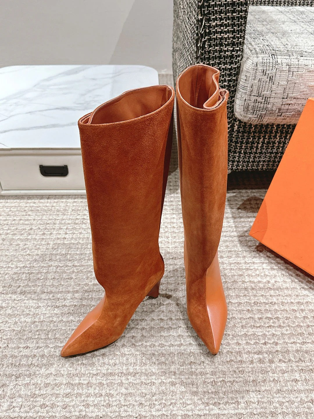 Hm Hilona 6 Cm Boots In Bronze Brown Calfskin And Suede