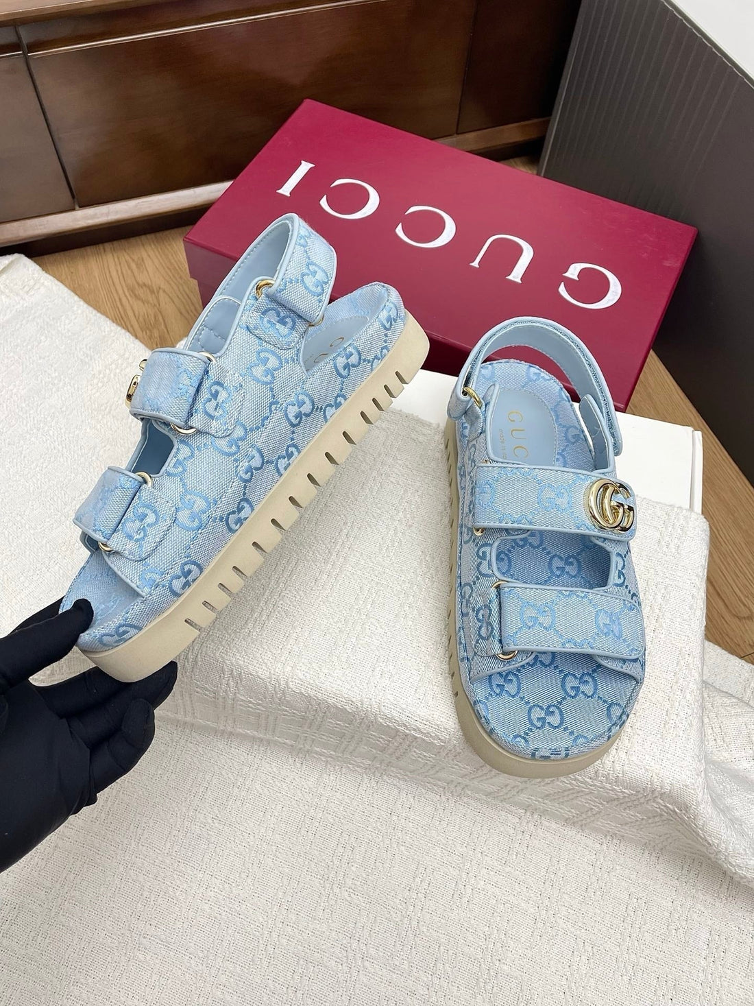 GG Classic Sandals 25S In Sky Blue Fabric With Gold Hardware