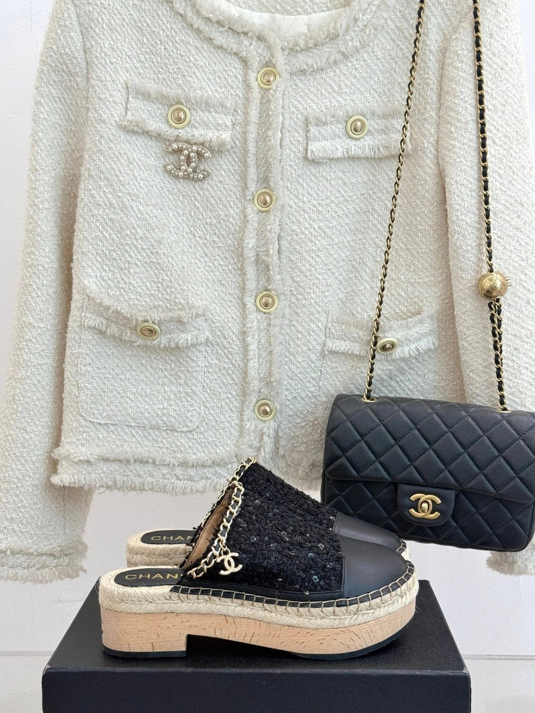 CC Mules 25SS 30 Mm In White Lambskin Mix Pastel Pink Tweed
