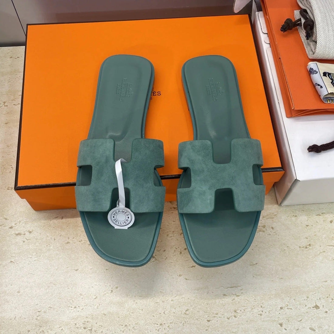 Hm 26SS Oran Sandals Moss Green Suede Cowhide 607203