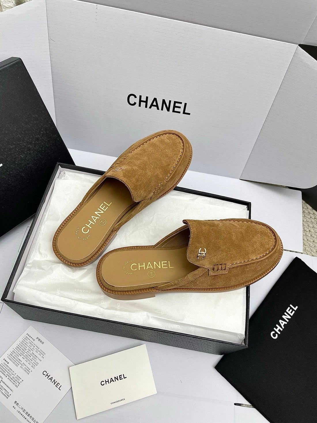 CC 26S Double C Mule Caramel Brown Suede 645303