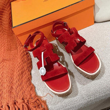 Hm 25S Havane Wedge Sandal In Red Suede