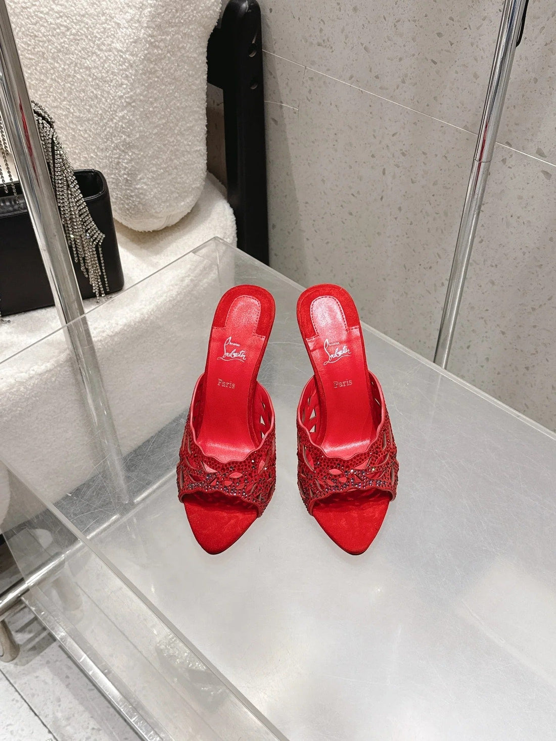 Cl 26SS High-Heeled Slippers 100 Red Suede Sheepskin 636693