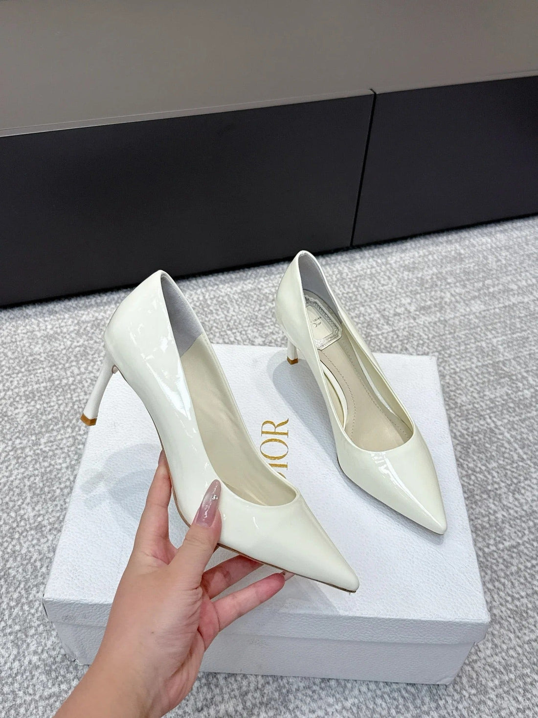 CD 26S High Heels Pump 85 White Patent Leather 661476