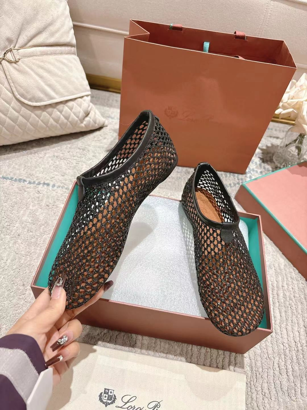 Flat Shoes In Black Mesh Fabric