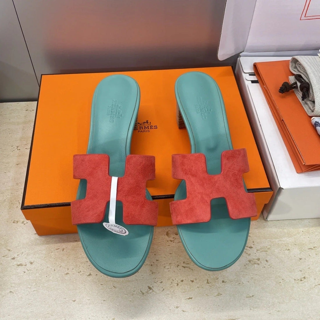 Hm 26SS Oran Sandals 45 Turquoise Red Suede Cowhide 607212