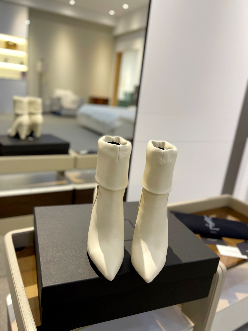 Sl Niki Booties White Calfskin