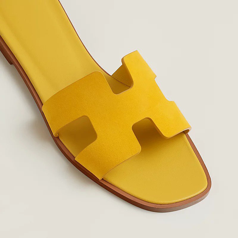 0RAN Sandal Jaune Bouton