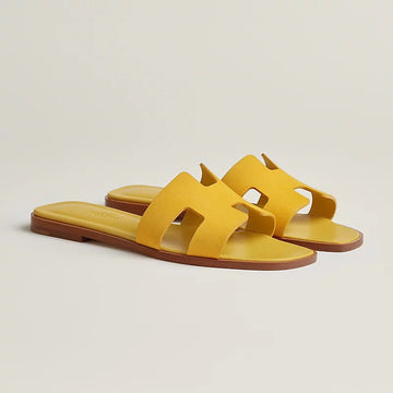 0RAN Sandal Jaune Bouton